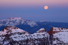 Supermoon on Sneffels
