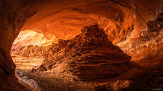 Mee Canyon Alcove Bend